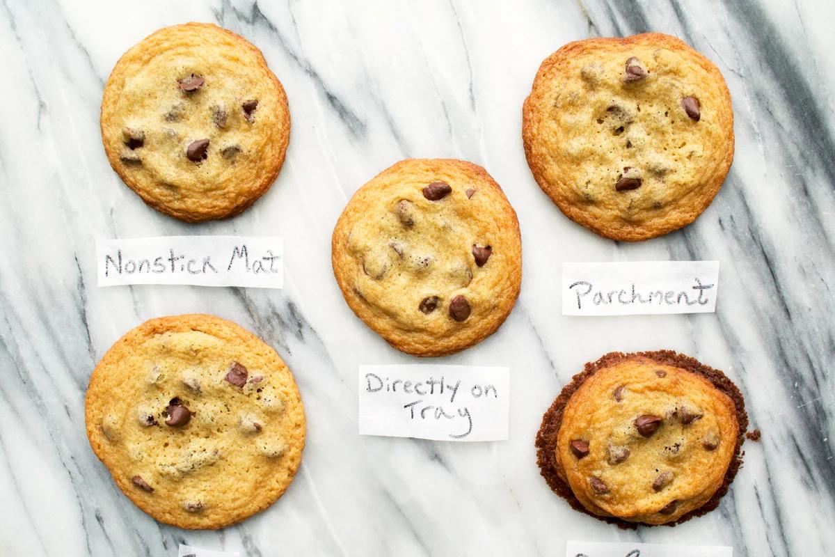 chocolate chip cookies on a plate - Can I bake cookies directly on a baking tray