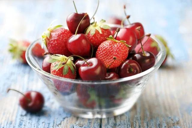 chocolate con frutos rojos - Cómo consumir frutos rojos