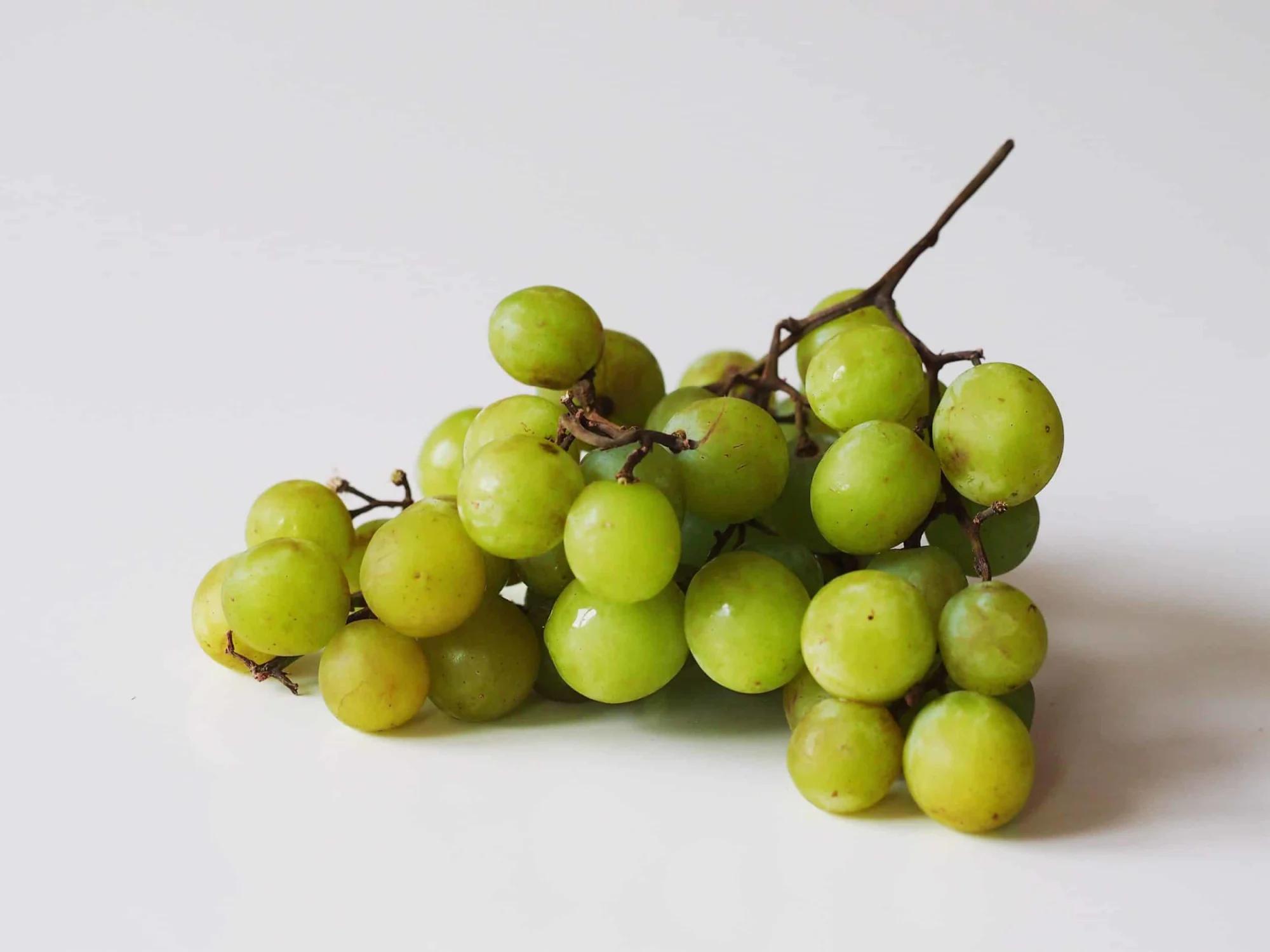 como hacer uvas con chocolate - Cómo dar las uvas