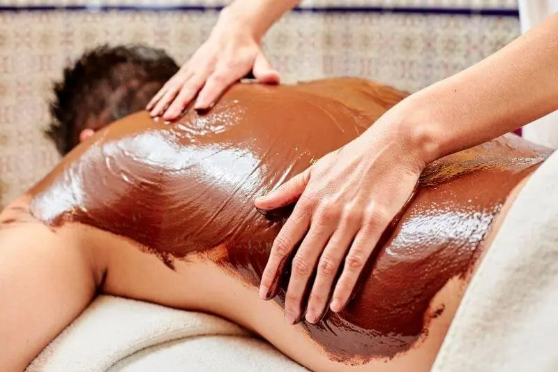 masaje con chocolate beneficios - Cómo es la chocolaterapia