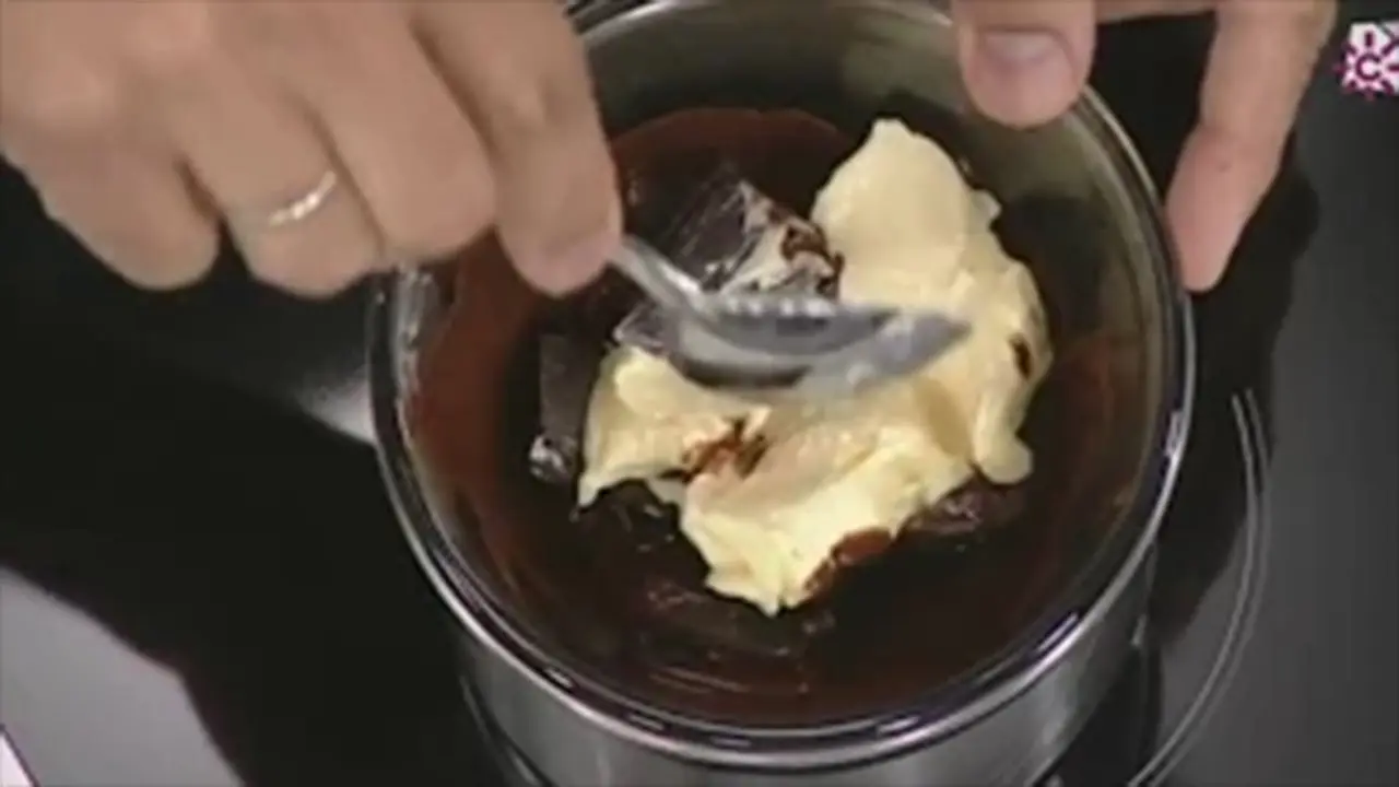 como fundir chocolate con mantequilla - Cómo evitar que el chocolate y la mantequilla se separen
