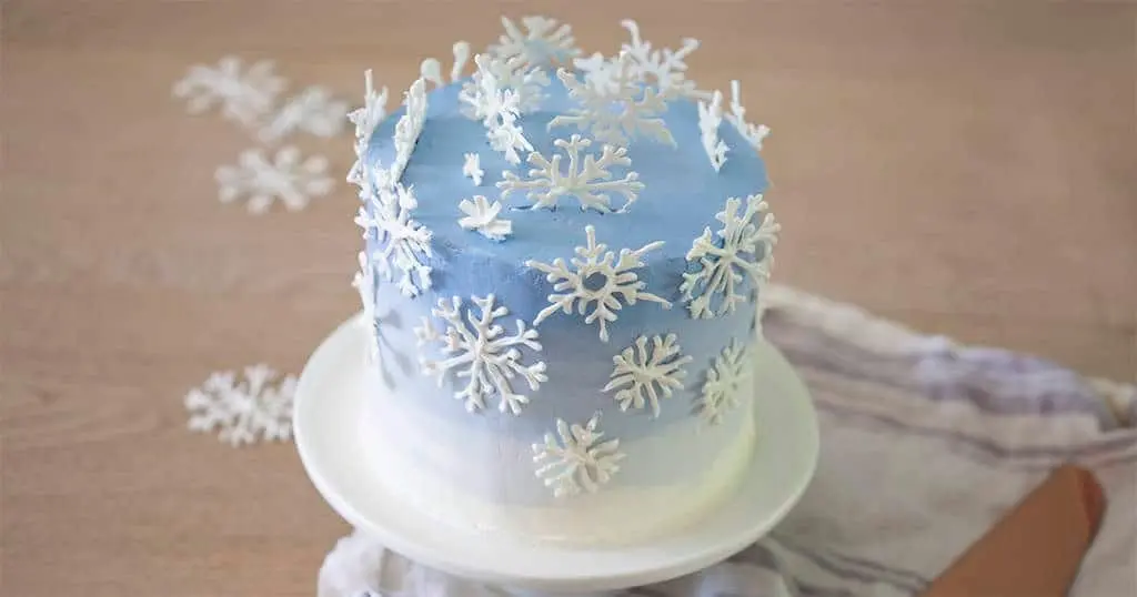 copos de nieve de chocolate blanco - Cómo hacer copos de nieve comestibles para pasteles