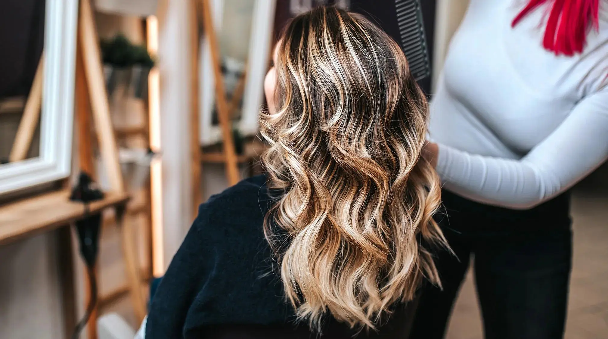 como hacer mechas beige con base chocolate - Cómo obtener un tono beige en el cabello