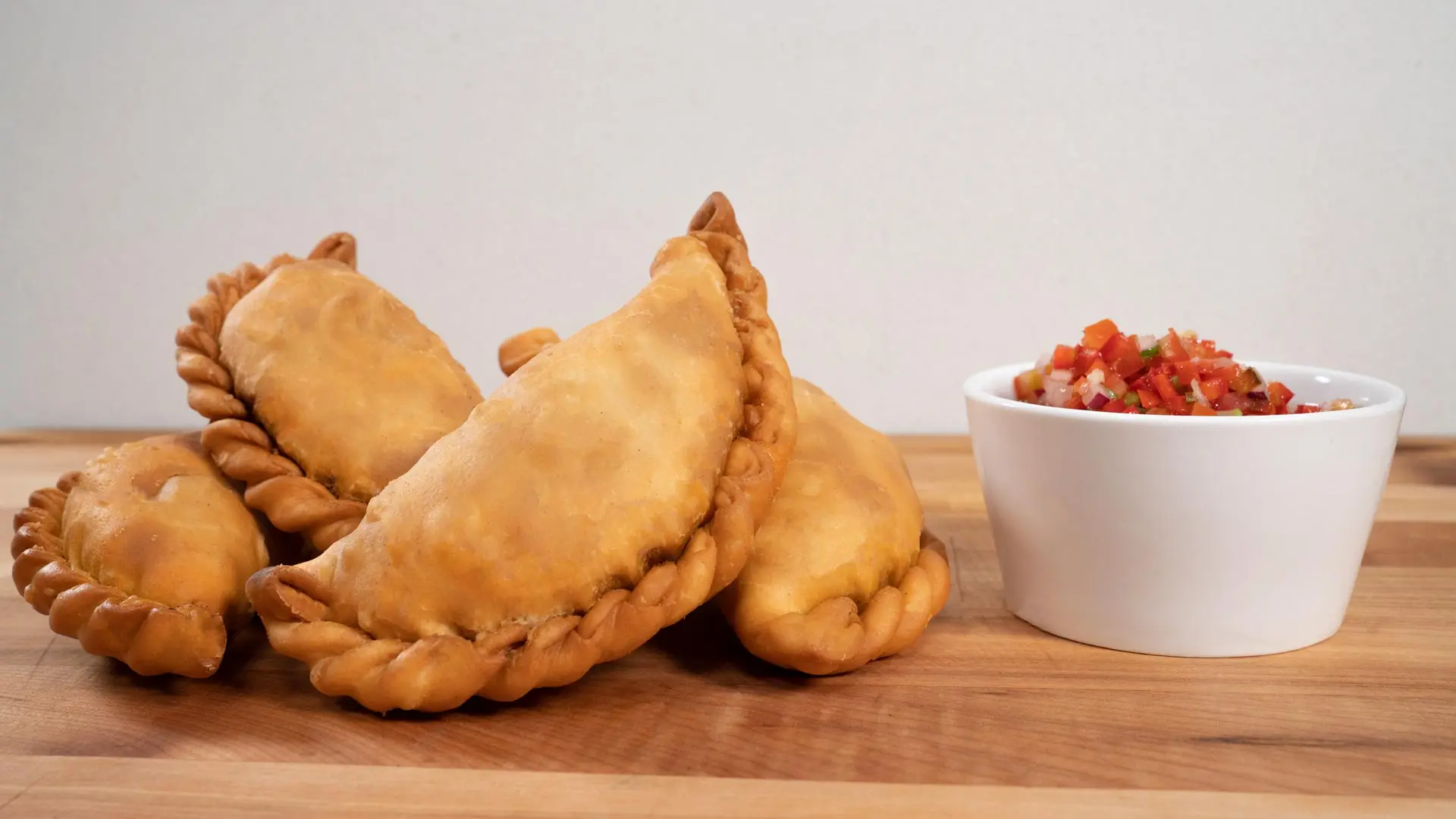 empanada chocolate - Cómo se come la empanada en Argentina