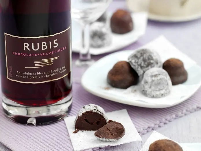 vino de chocolate receta - Cómo se hace el vino de chocolate