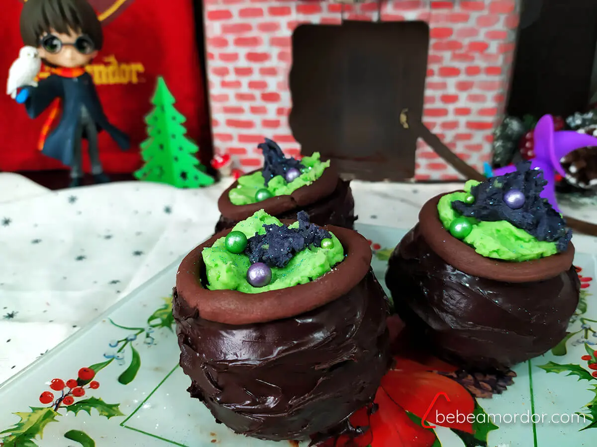 calderos de chocolate harry potter - Cómo se llama el caldero de Harry Potter