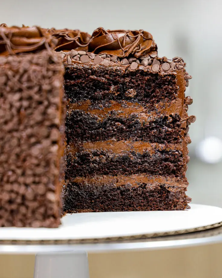 Cómo hacer que un pastel de chocolate húmedo vuelva a ser delicioso - How do you add moisture to cake layers moist chocolate layer cake - How do you add moisture to cake layers