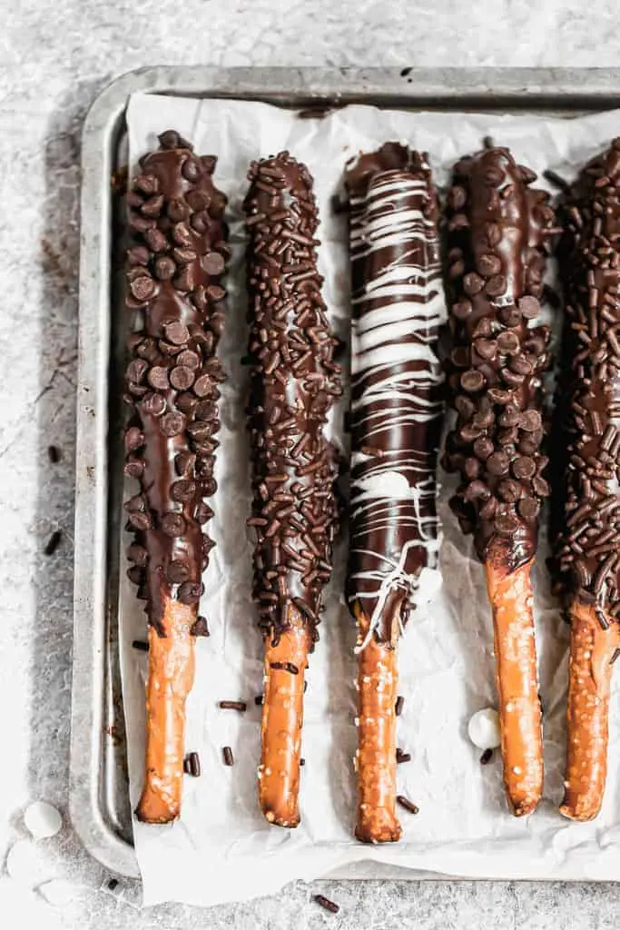 chocolate covered pretzel rods - How far in advance can I make chocolate covered pretzel rods