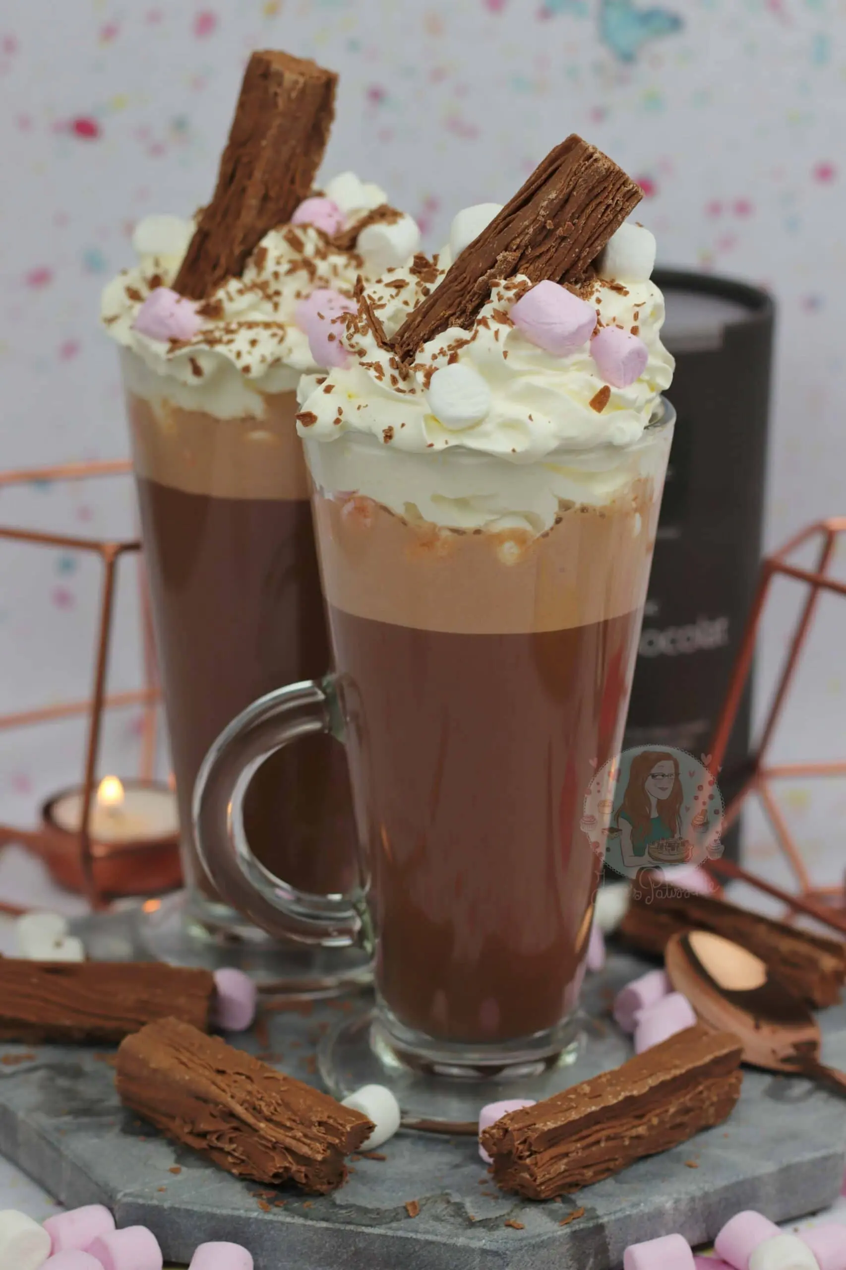 hot chocolate with whipped cream and marshmallows - How many calories are in a hot chocolate with whipped cream and marshmallows