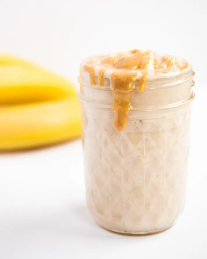 chocolate peanut butter protein shake - How much protein is in a banana shake with peanut butter