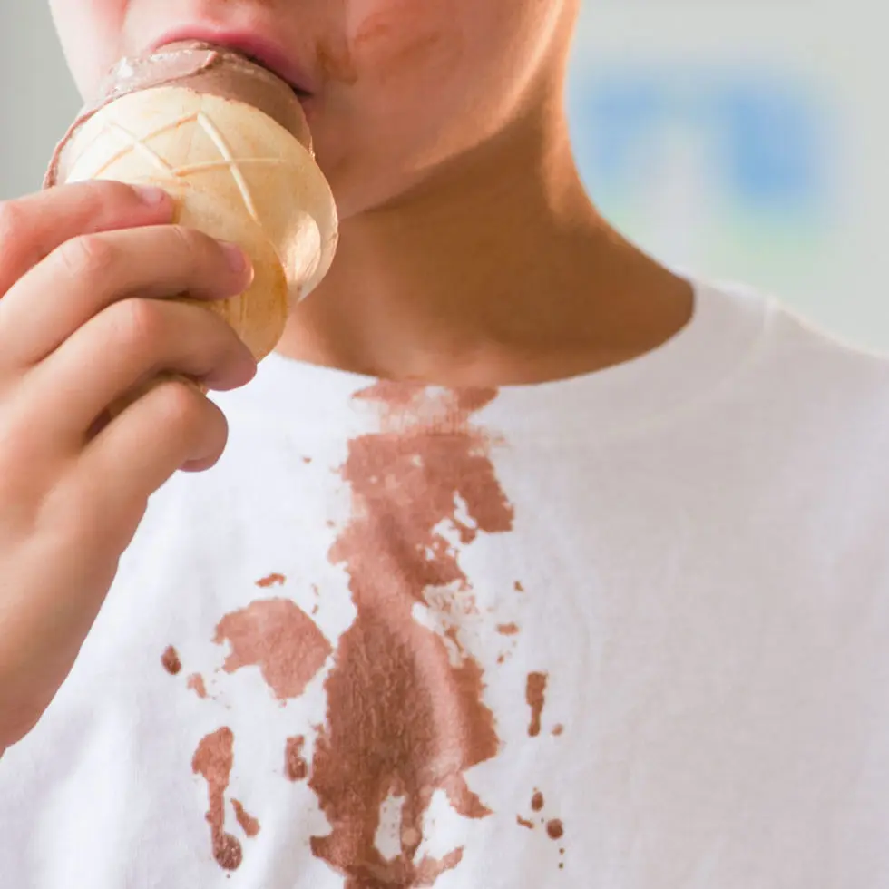 chocolate stain on white shirt - How to get chocolate out of a white shirt without washing