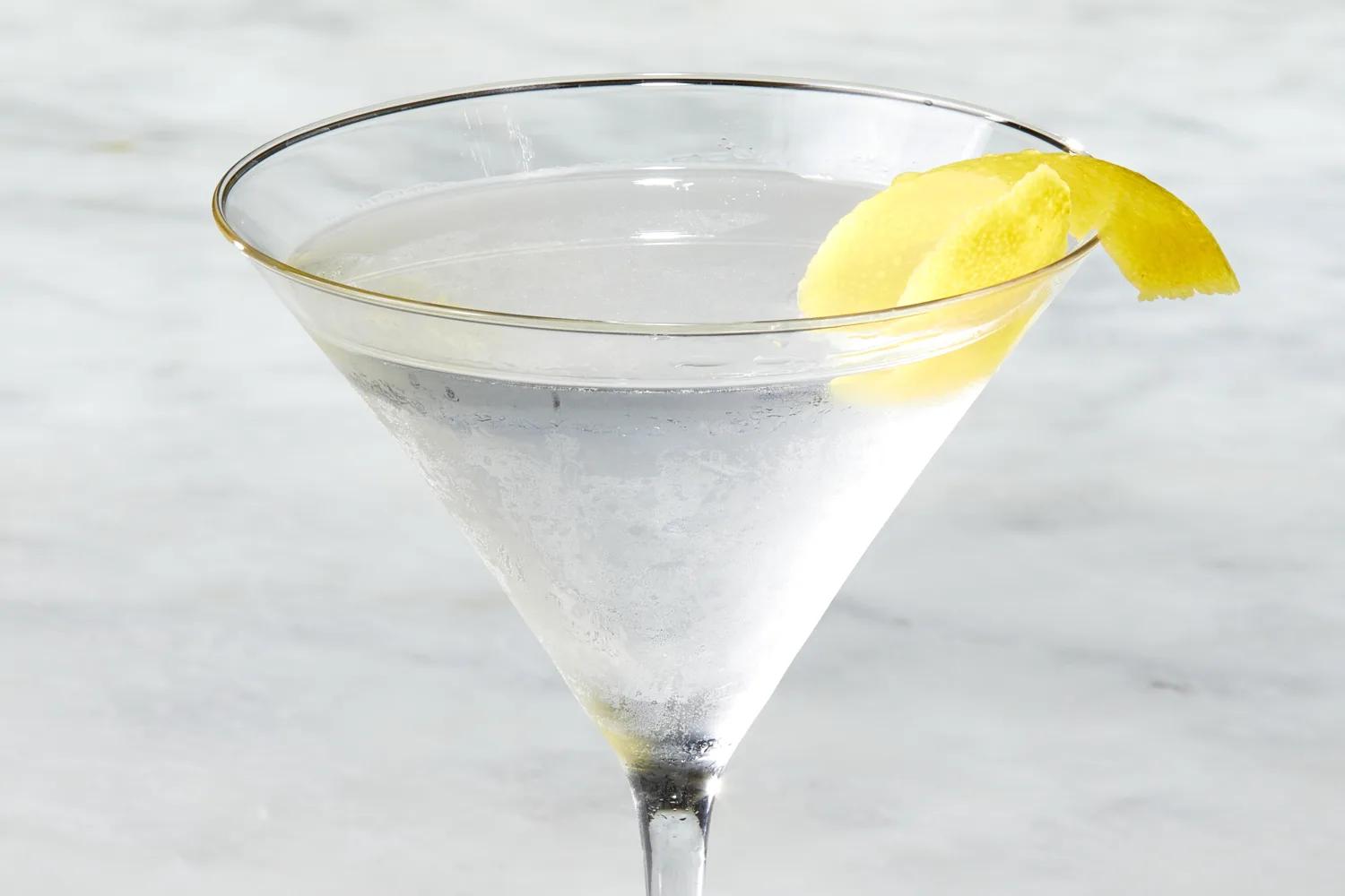 simple chocolate martini recipe - How to make a martini for dummies