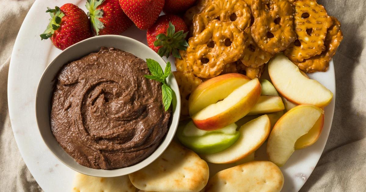 chickpea chocolate spread - Is chocolate hummus healthier than Nutella