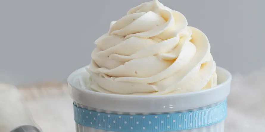 crema de leche y chocolate blanco - Qué es la crema de leche y para qué sirve