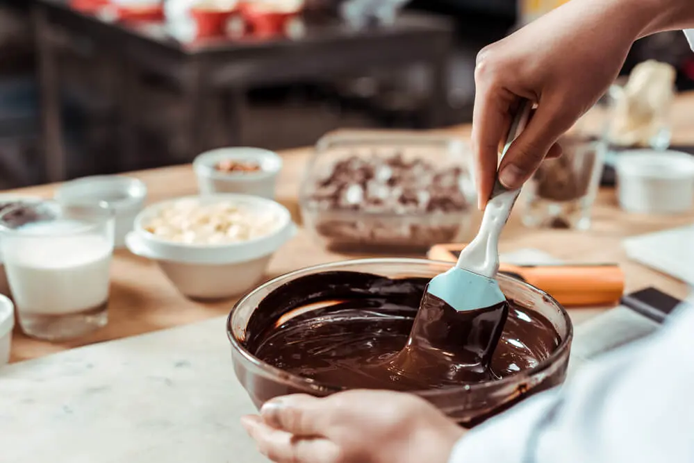 como recuperar el chocolate cortado - Qué pasa si le echas agua al chocolate derretido