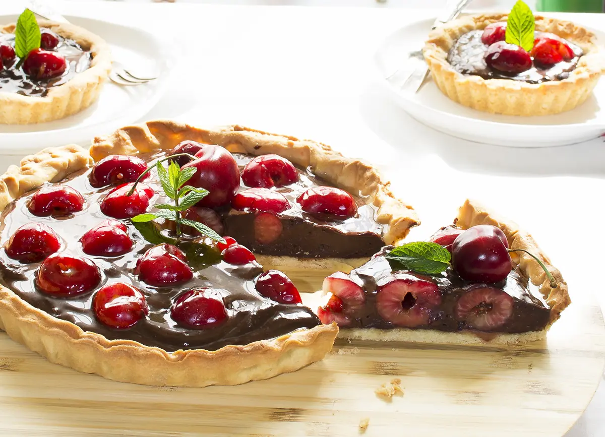 postres con cerezas y chocolate - Qué sabores quedan bien con la cereza