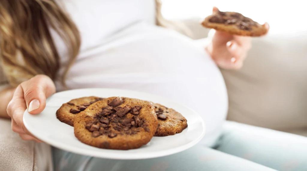 23 semanas de embarazo puedo comer chocolate - Qué significan los antojos dulces en el embarazo