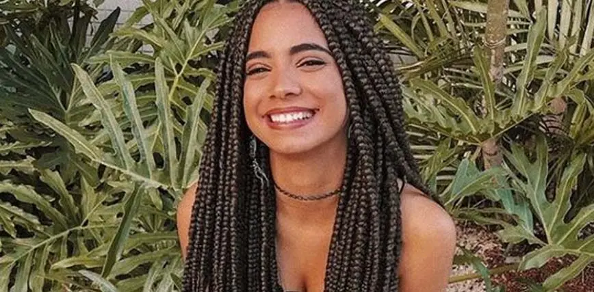 trenzas africanas color chocolate - Qué tipos de trenzas africanas hay
