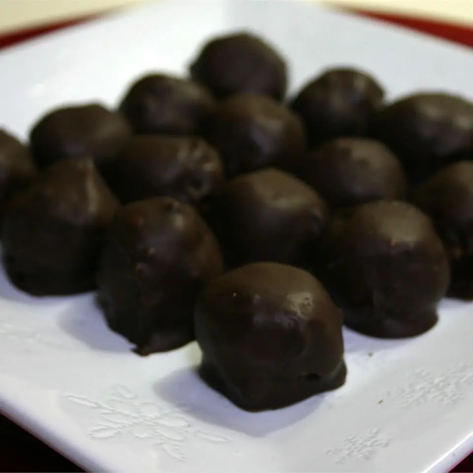 balls of chocolate - What are Choco balls made of