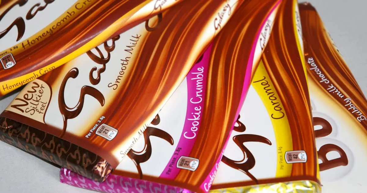 chocolate bar font - What font does Galaxy chocolate use