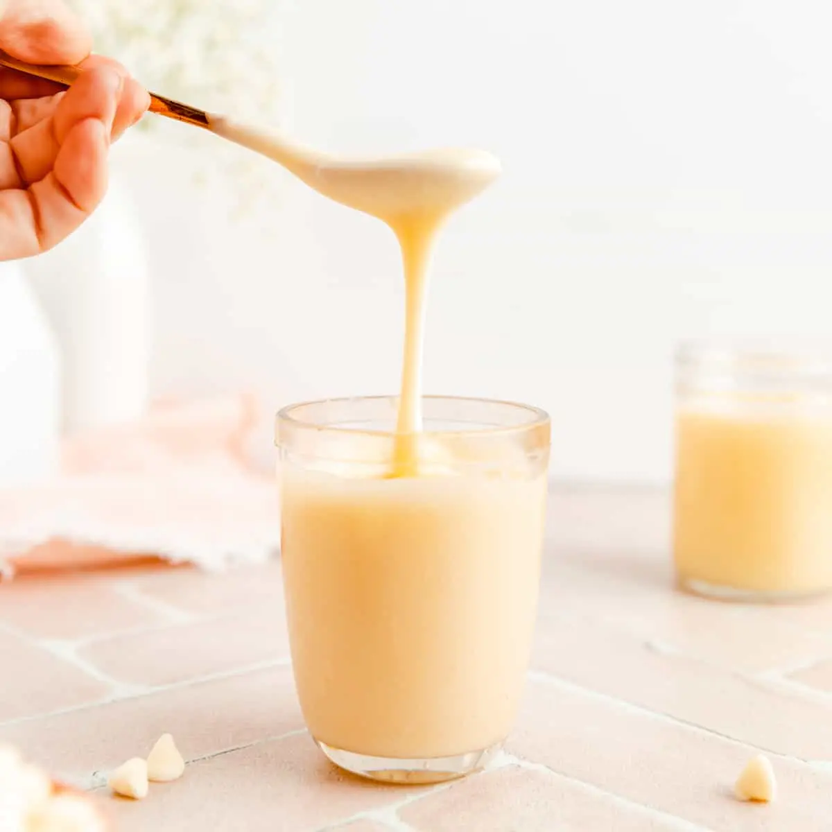 Fontana White Chocolate Sauce: La Mejor Opción para tu Bebida - What is white chocolate sauce made of fontana white chocolate sauce - What is white chocolate sauce made of